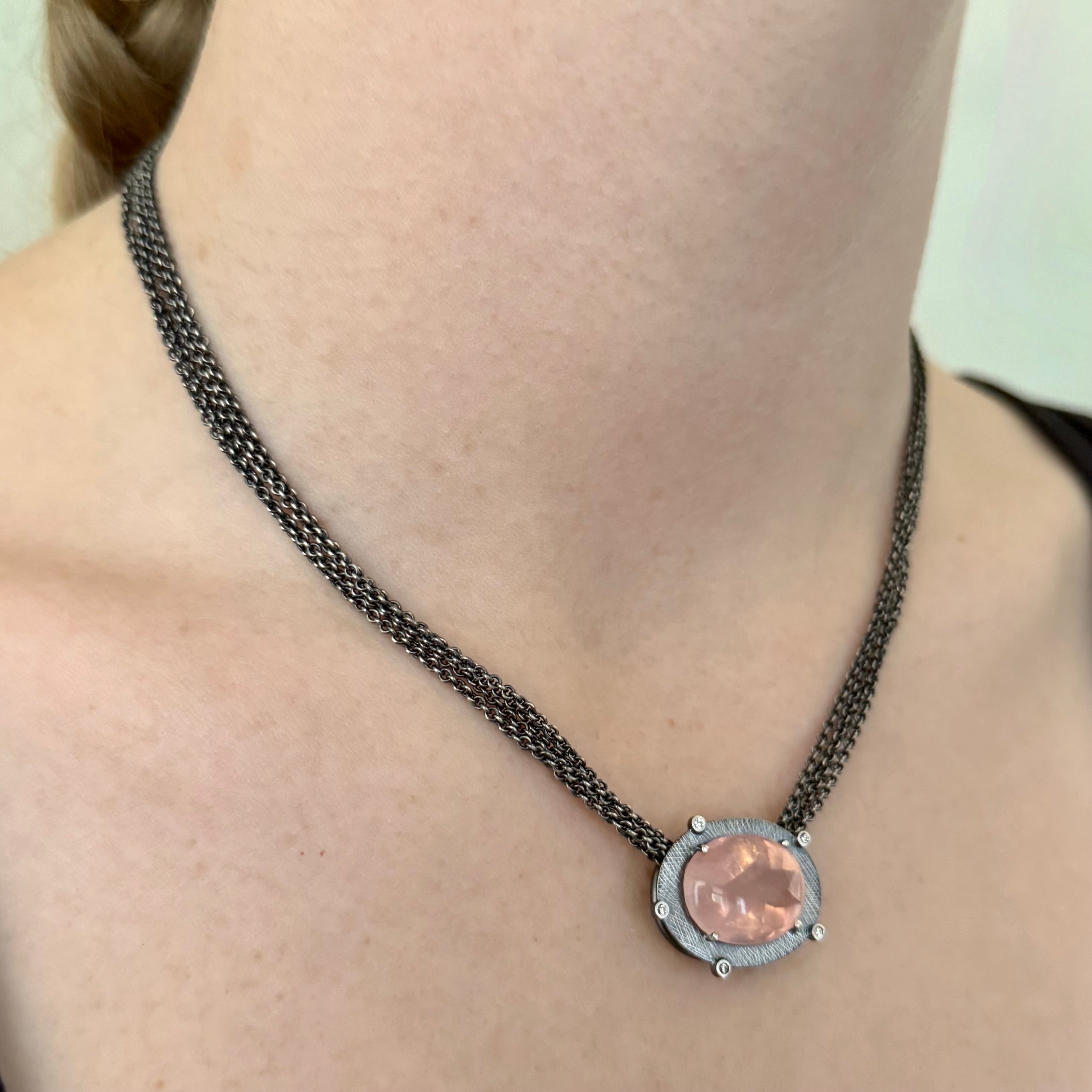 ネックレス・ペンダント [Alo Yoga] Rose Quartz Mala Necklace Deepen your practice with our new Rose Quartz Mala Necklace