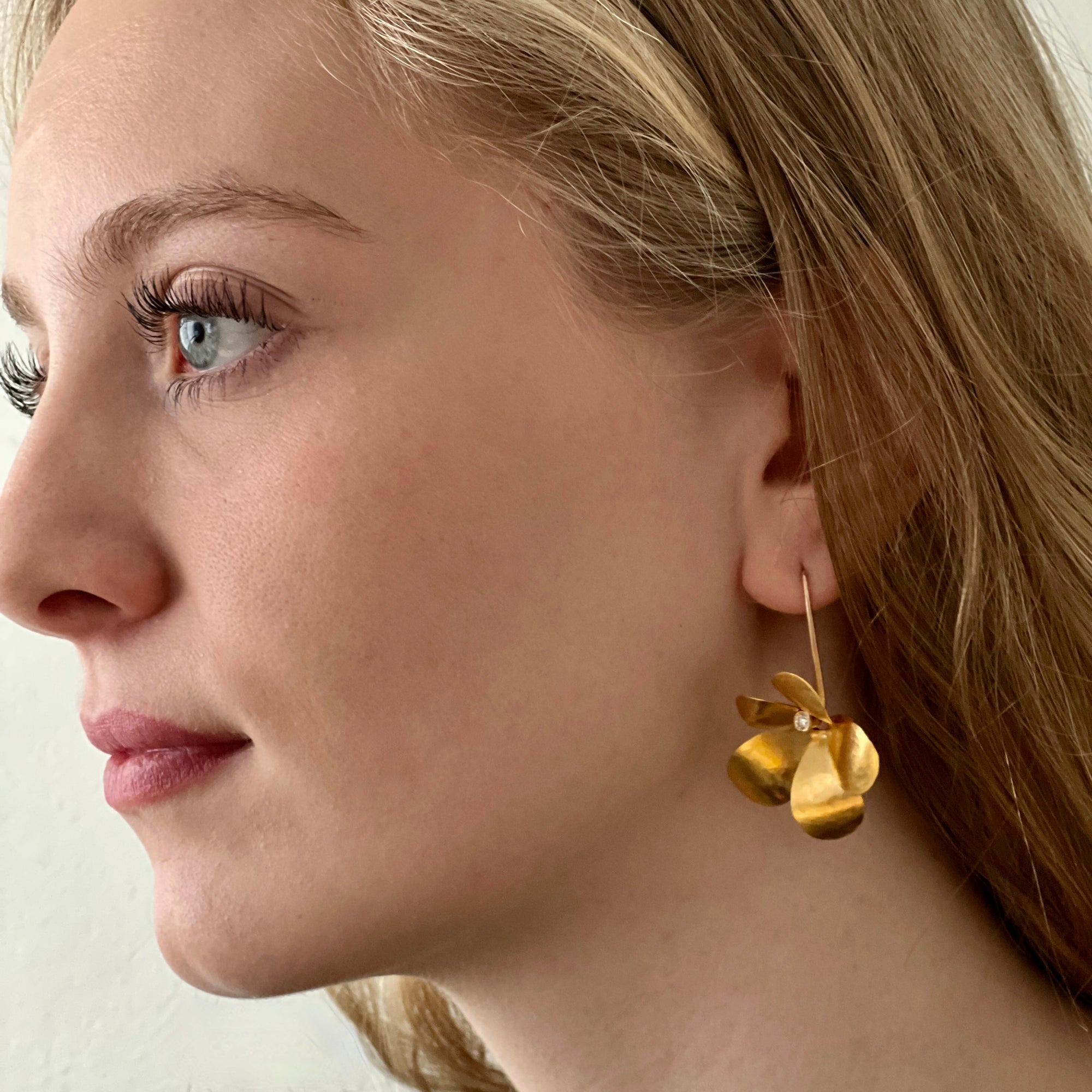 Driftwood Earrings in 18K gold with diamonds and a floral drop