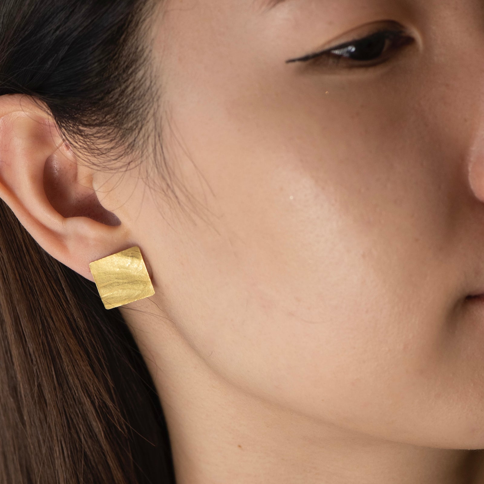 Square wafer earrings in sterling silver with a Vermeil finish