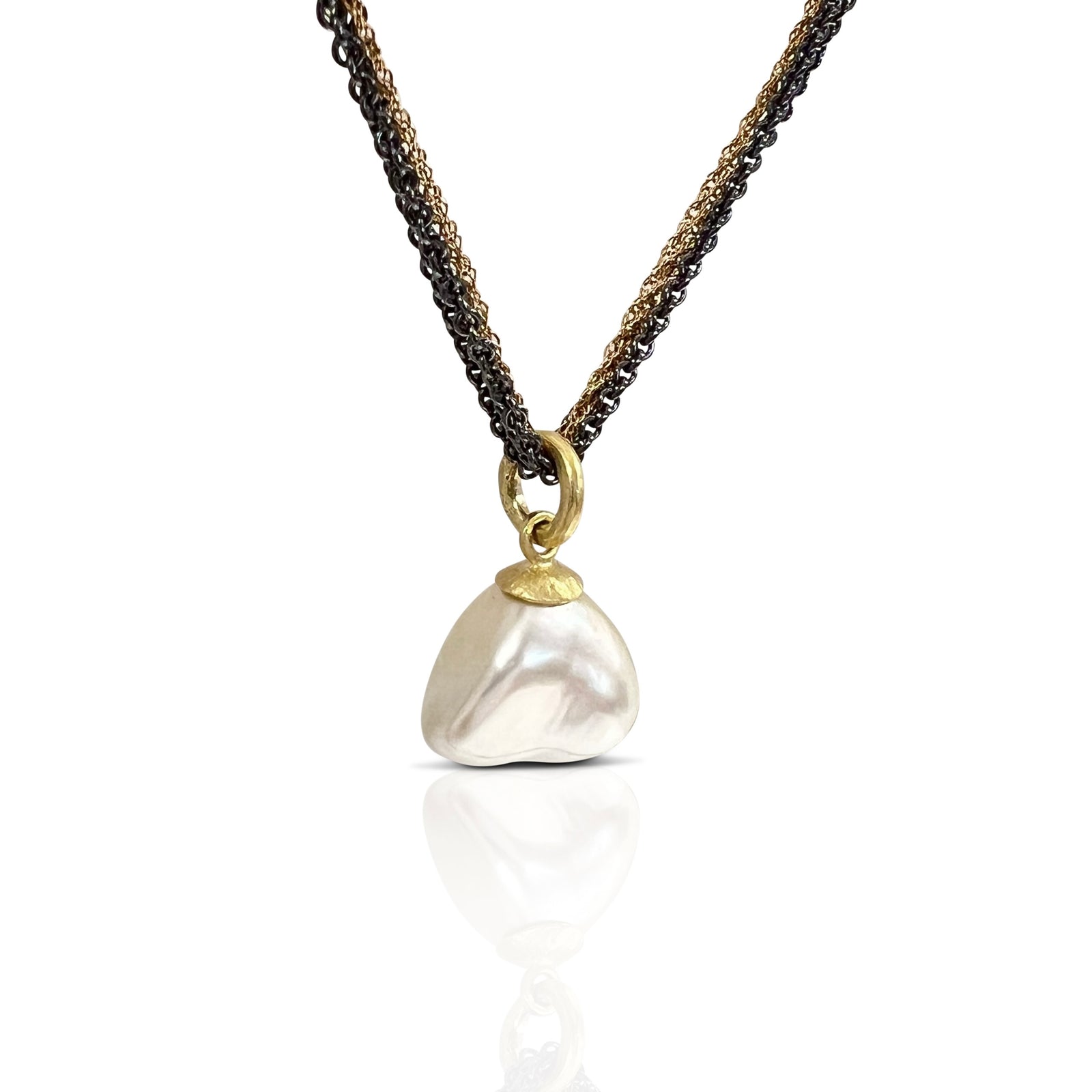 Little South Sea pearl pendant