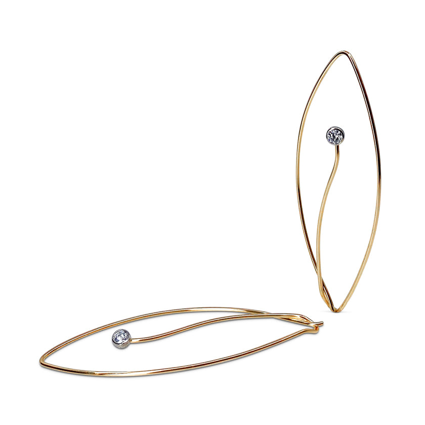 Iris Earrings in 18K gold with Diamonds