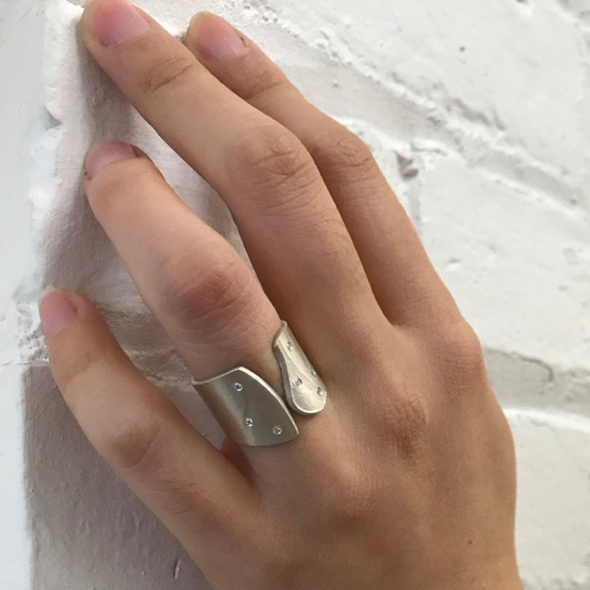 Wafer ring in sterling silver with diamonds