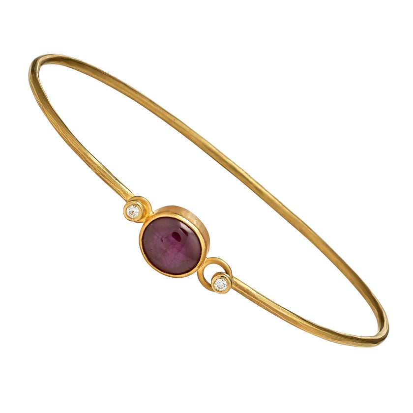 Star Ruby Bracelet in 18K Yellow Gold with Diamonds