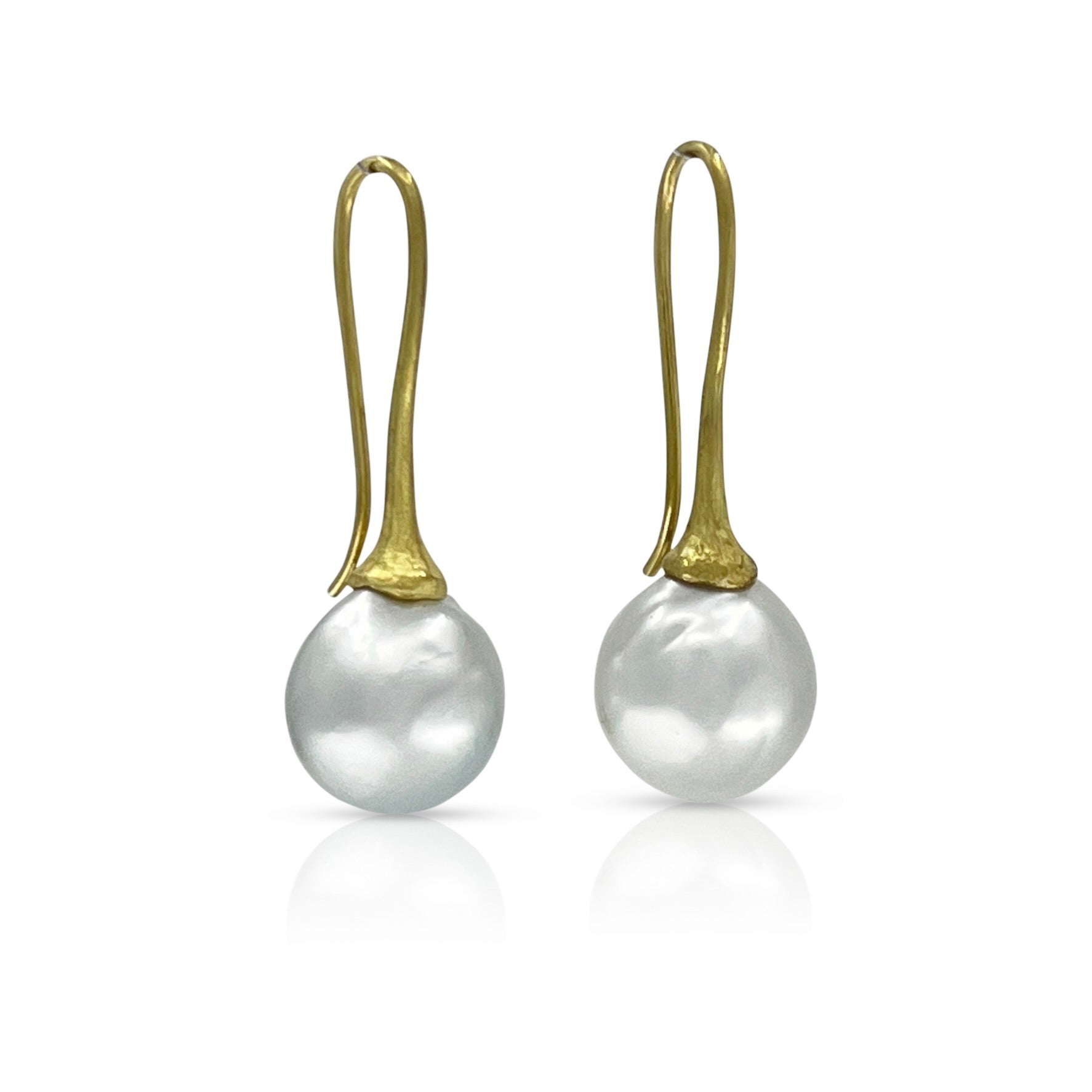 Update 247+ hook drop earrings in gold latest