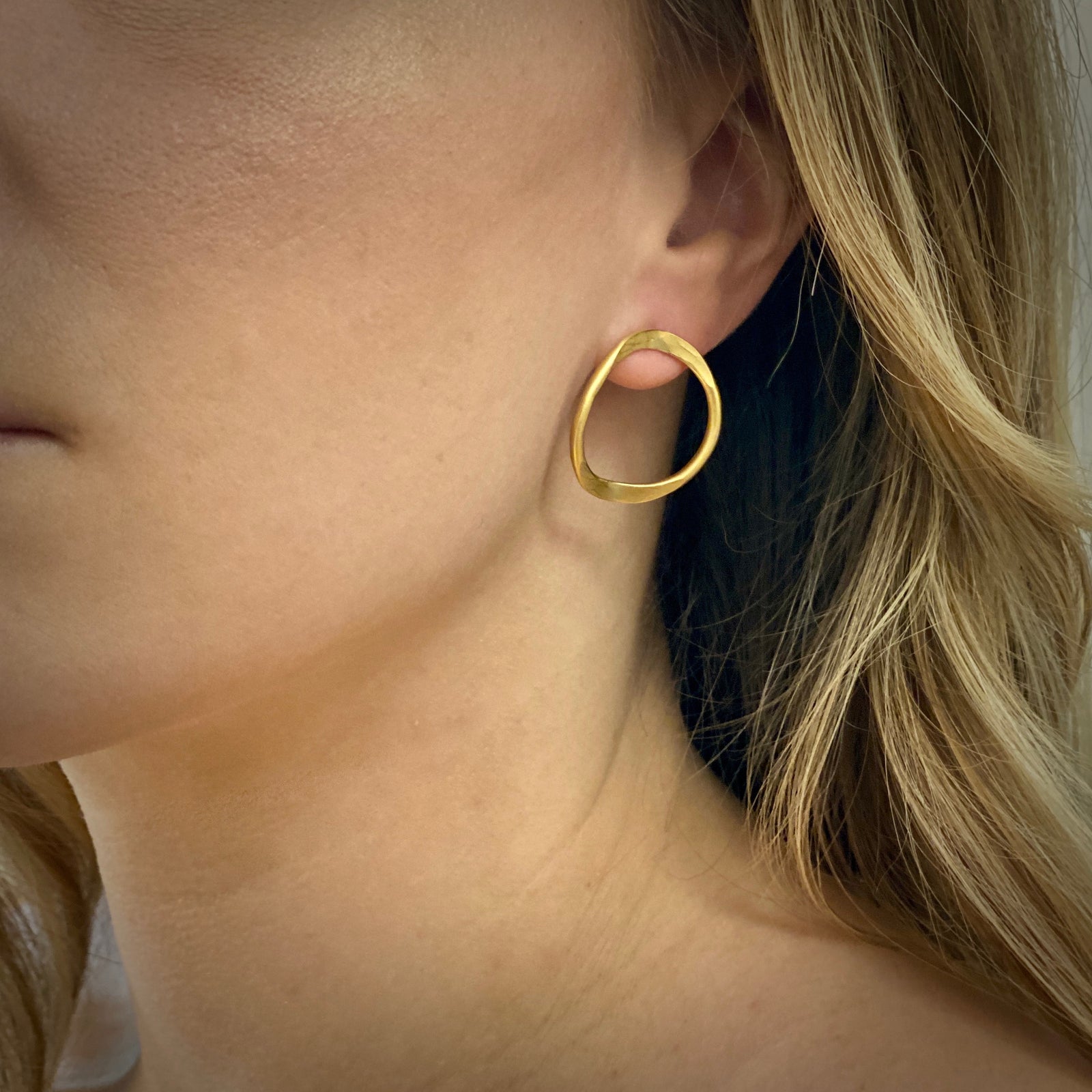 V forged hoops in sterling silver with 18K gold Vermeil finish by Ayesha Mayadas 